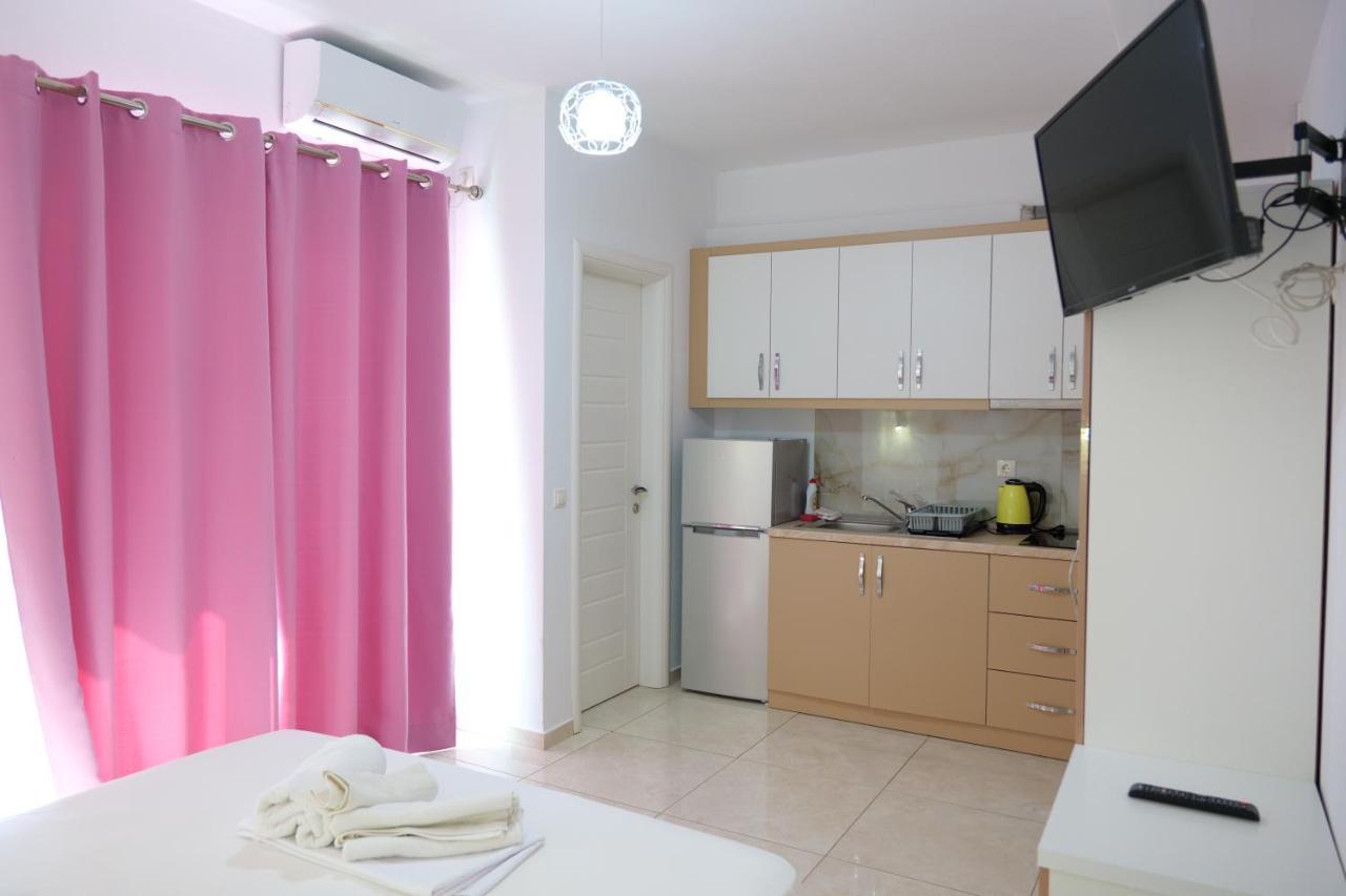 Aparthotel Vila Unique Ksamil Exteriér fotografie