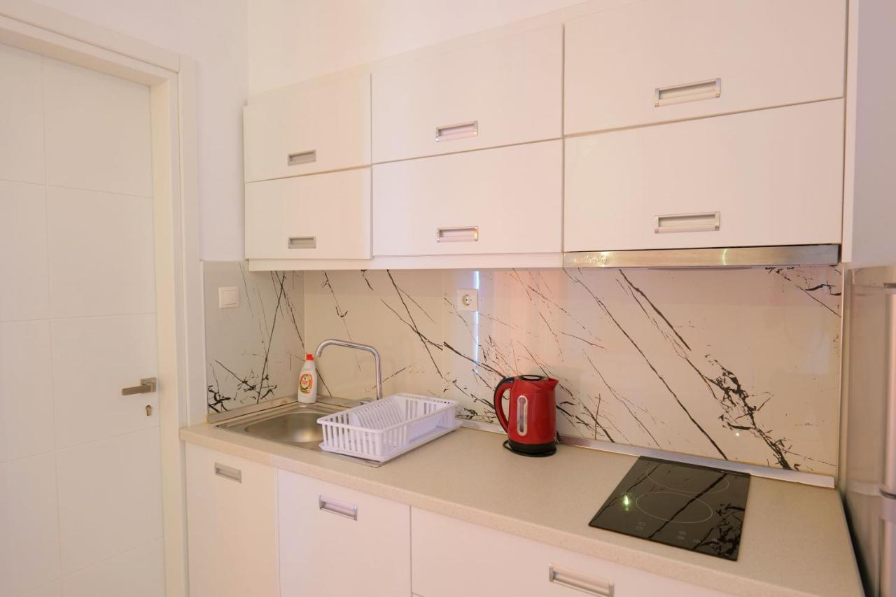 Aparthotel Vila Unique Ksamil Exteriér fotografie